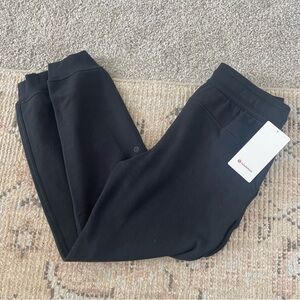NWT lululemon High Rise Scuba Joggers | Size 8